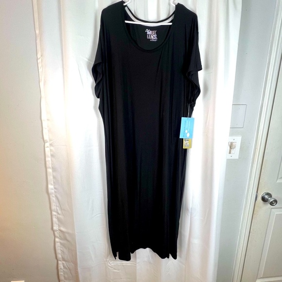 Muk Luk  Maxi Black Tee-Shirt Dress - Picture 4 of 8